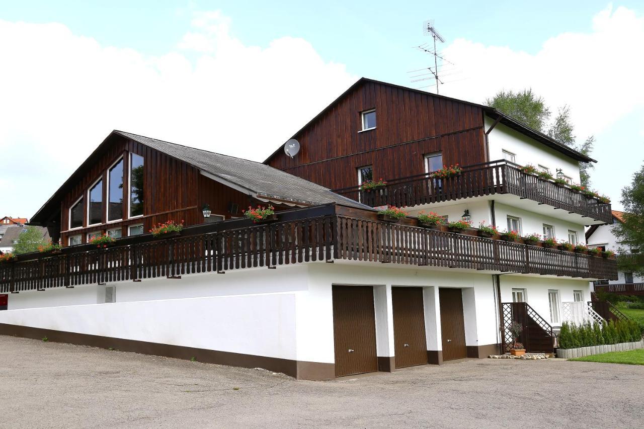 Landhotel Garni Schweizerhaus โชนวัลด์ ภายนอก รูปภาพ
