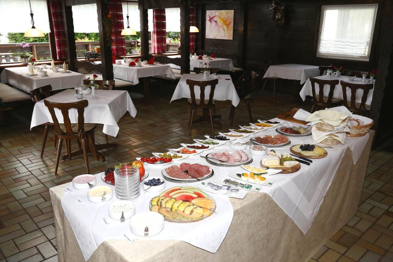Landhotel Garni Schweizerhaus โชนวัลด์ ภายนอก รูปภาพ