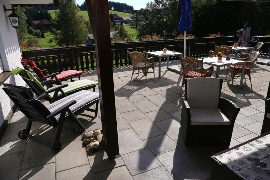 Landhotel Garni Schweizerhaus โชนวัลด์ ภายนอก รูปภาพ