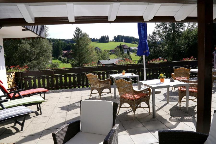 Landhotel Garni Schweizerhaus โชนวัลด์ ภายนอก รูปภาพ