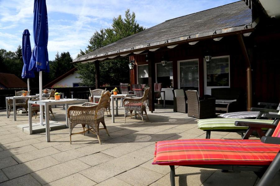 Landhotel Garni Schweizerhaus โชนวัลด์ ภายนอก รูปภาพ